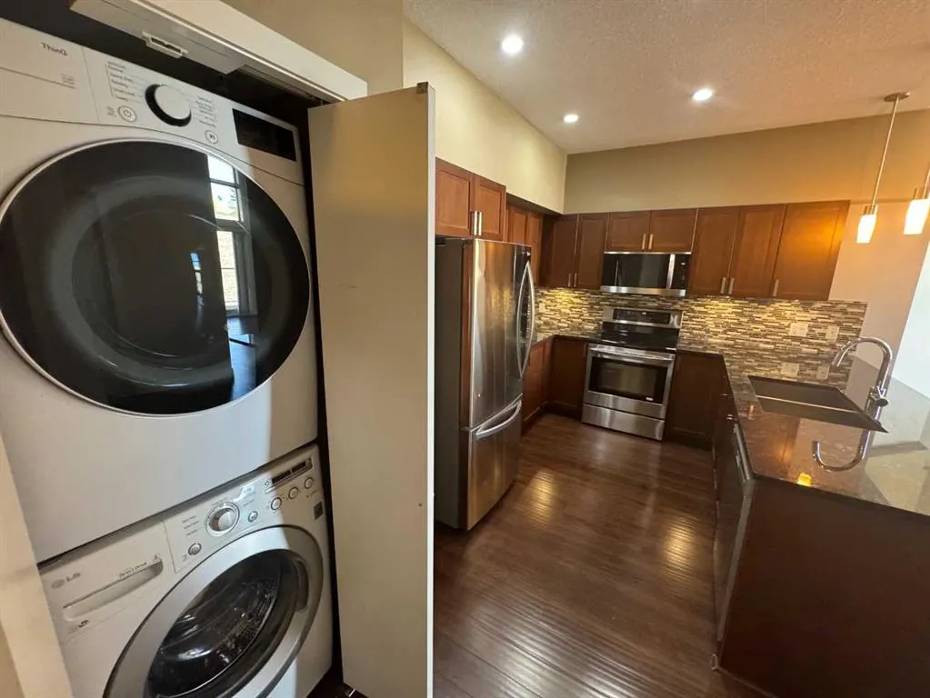 4303 1 Street NE, #528