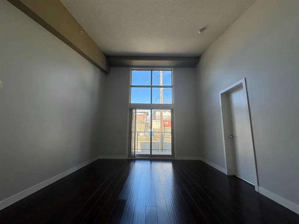 4303 1 Street NE, #528