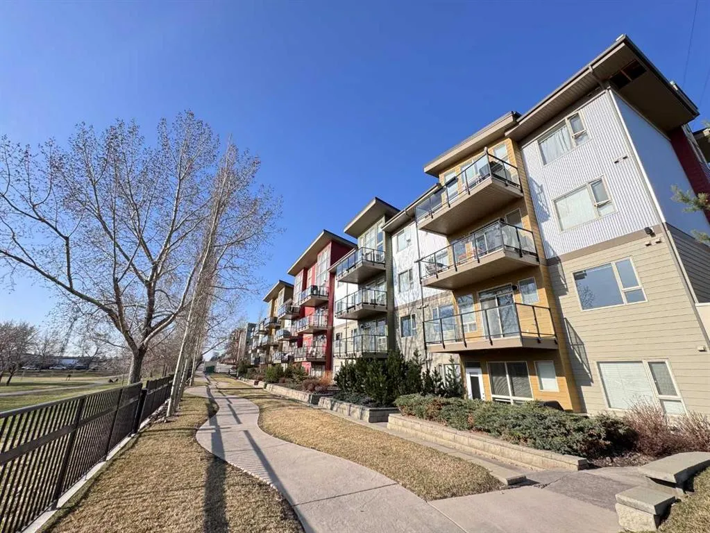 4303 1 Street NE, #528