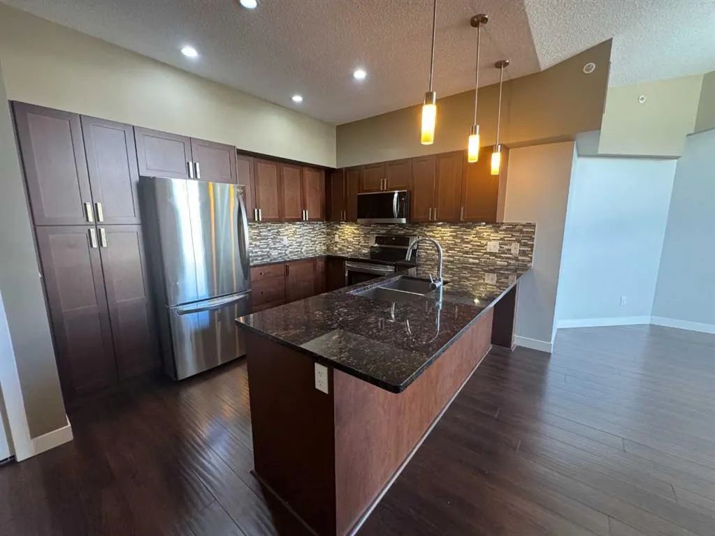 4303 1 Street NE, #528