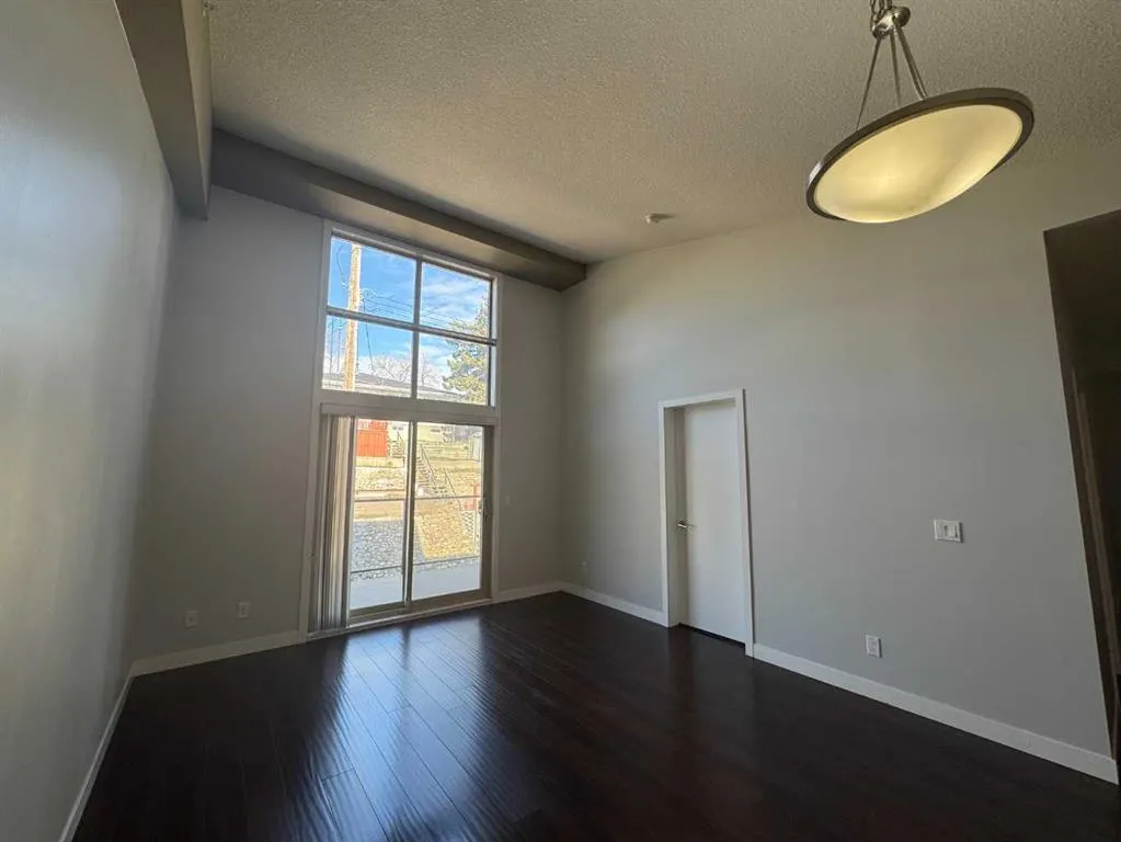 4303 1 Street NE, #528