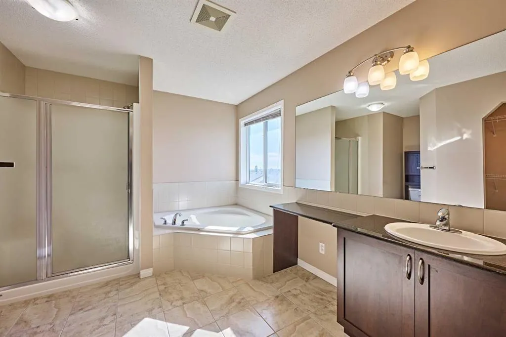 23 Panatella Bay NW