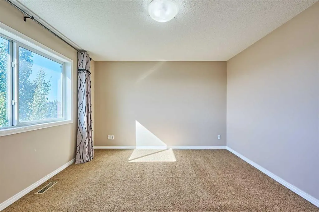 23 Panatella Bay NW