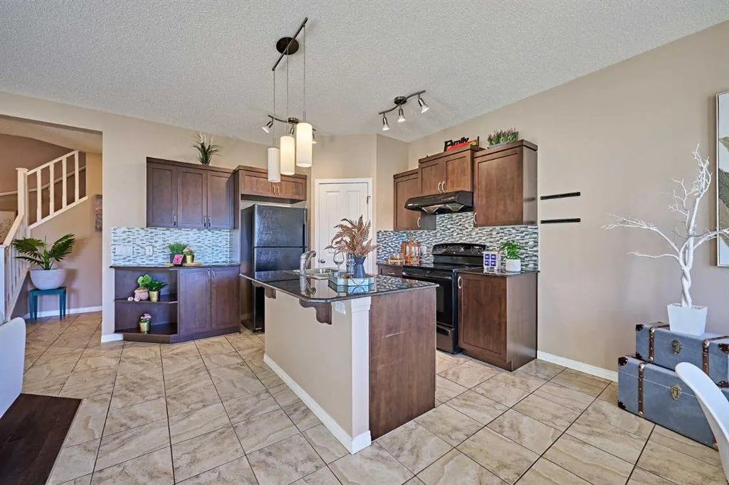 23 Panatella Bay NW