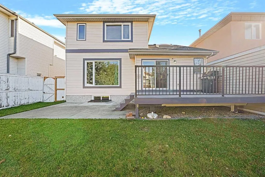 30 Hidden Circle NW