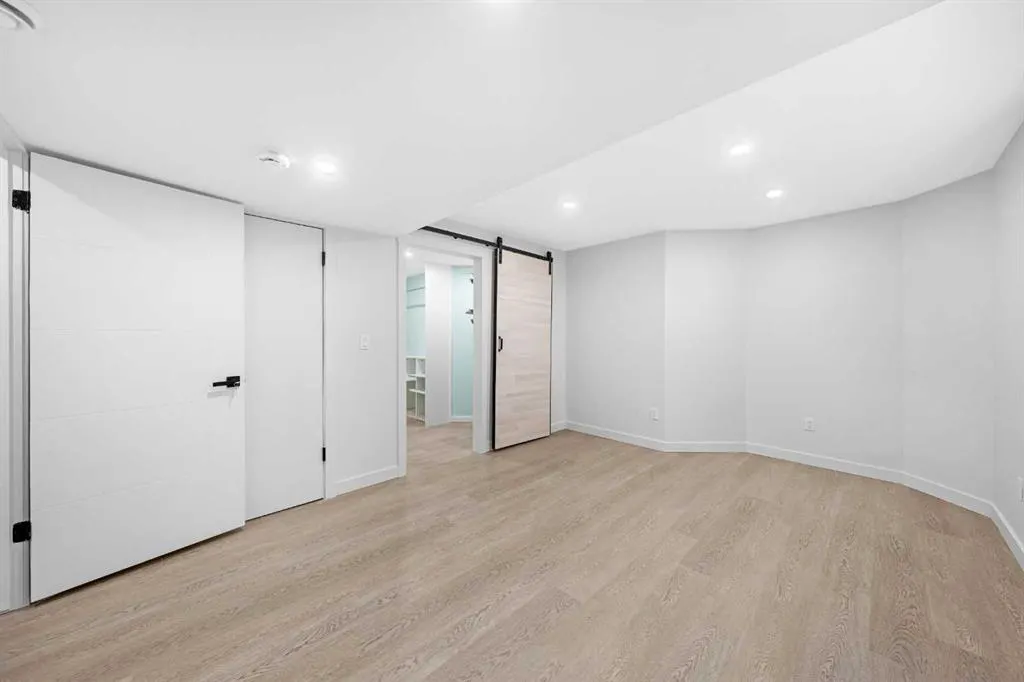 30 Hidden Circle NW