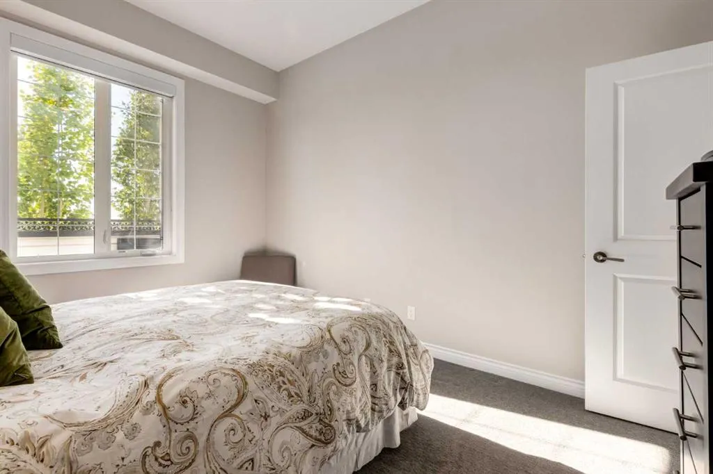 39 Quarry Gate SE, #302