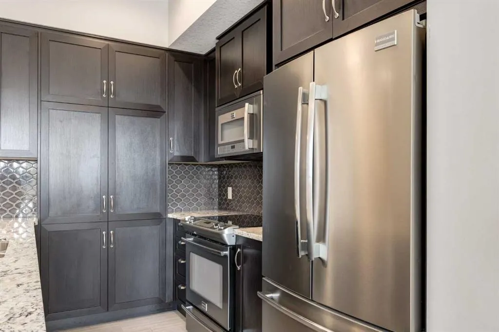 39 Quarry Gate SE, #302