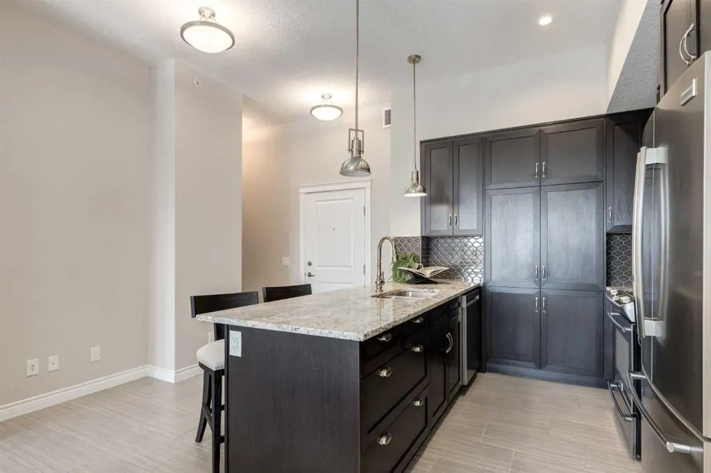 39 Quarry Gate SE, #302