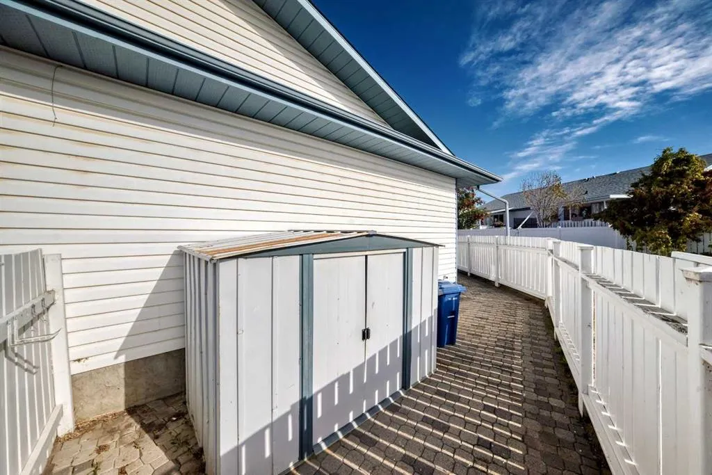 29 Rowell Close