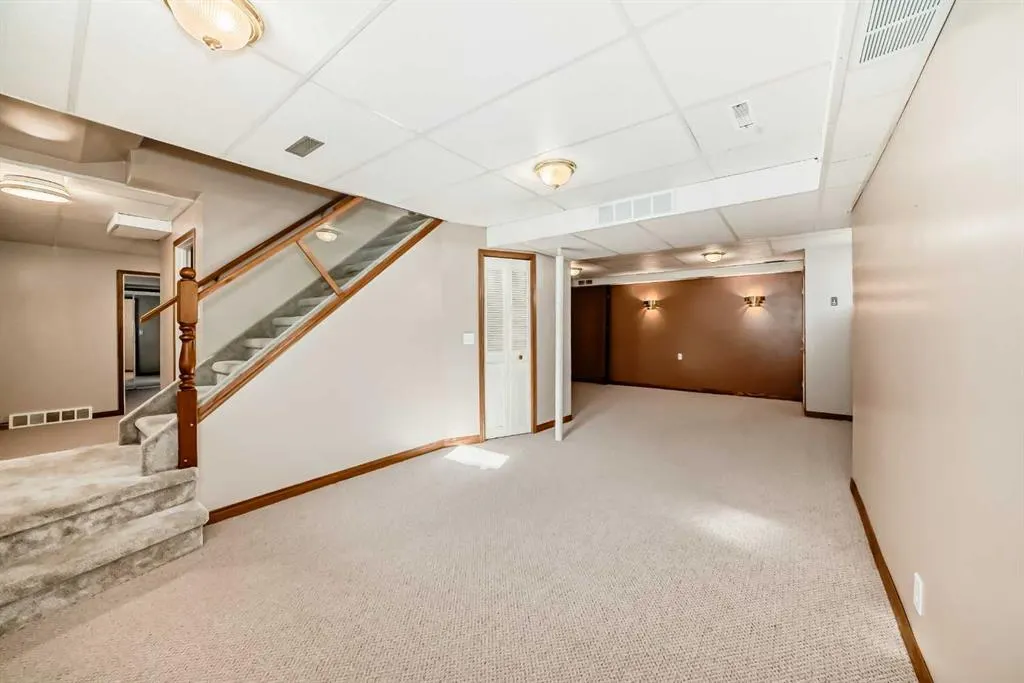 29 Rowell Close
