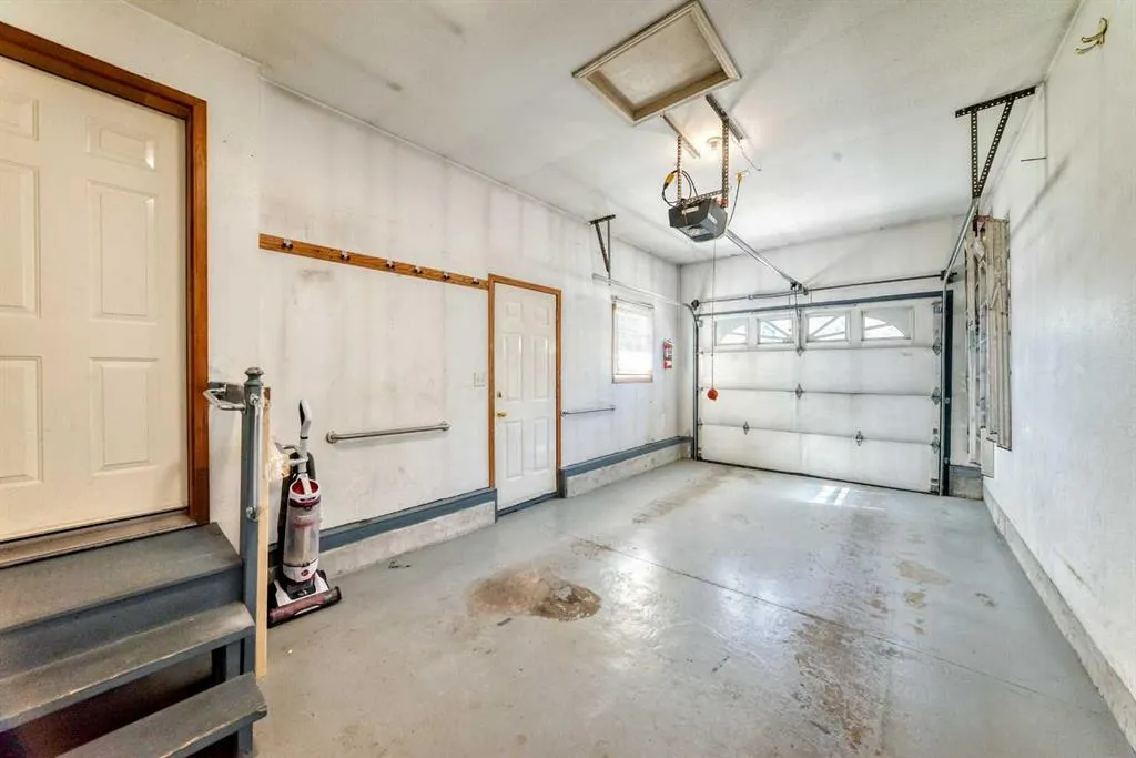 29 Rowell Close