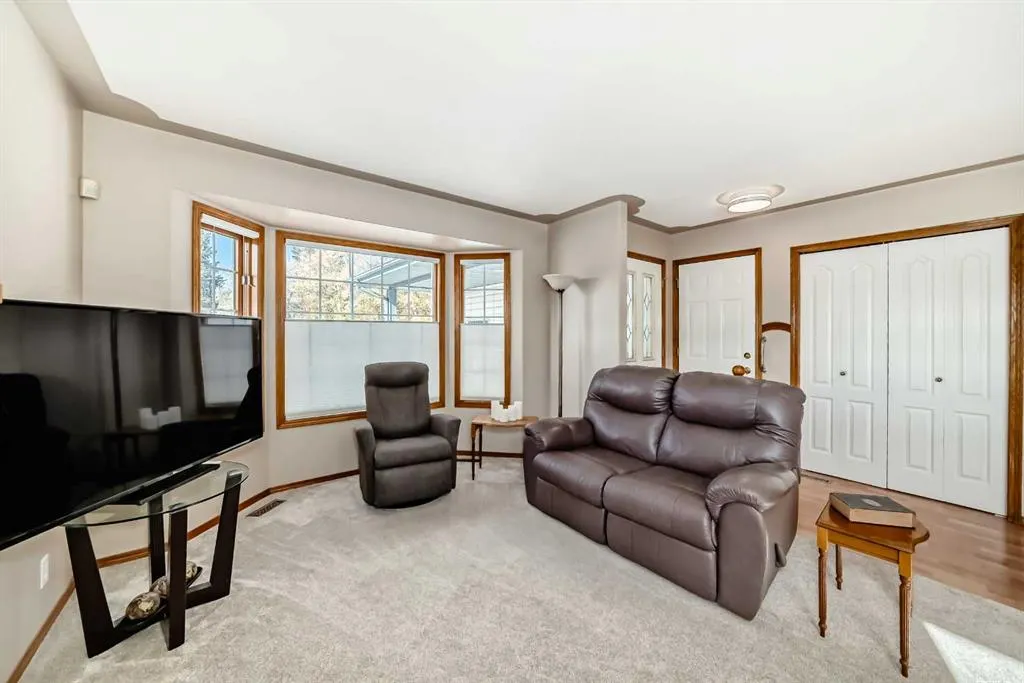 29 Rowell Close