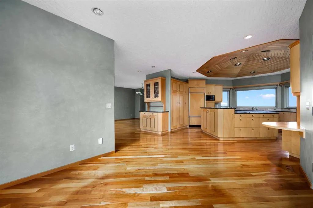 290254 96 Street W