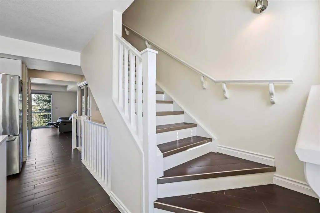 12 Chaparral Ridge Park SE