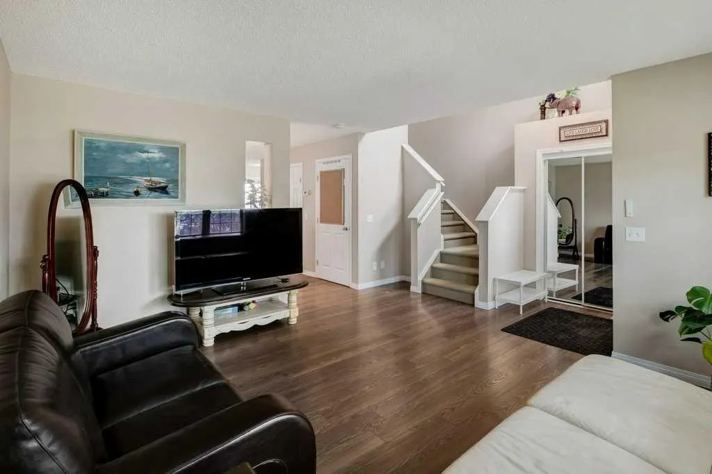 14 Everglen Manor SW