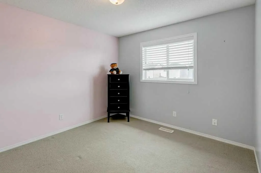 14 Everglen Manor SW