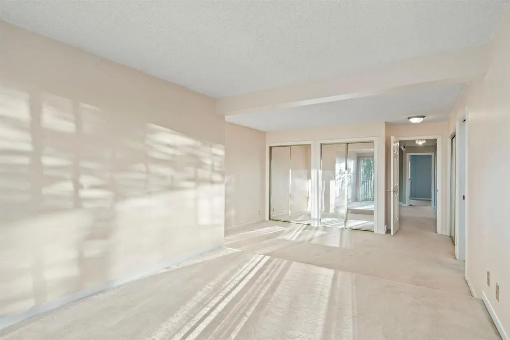 275 Woodridge Drive SW, #23