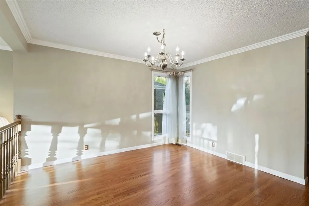 275 Woodridge Drive SW, #23