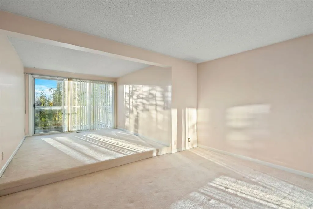 275 Woodridge Drive SW, #23