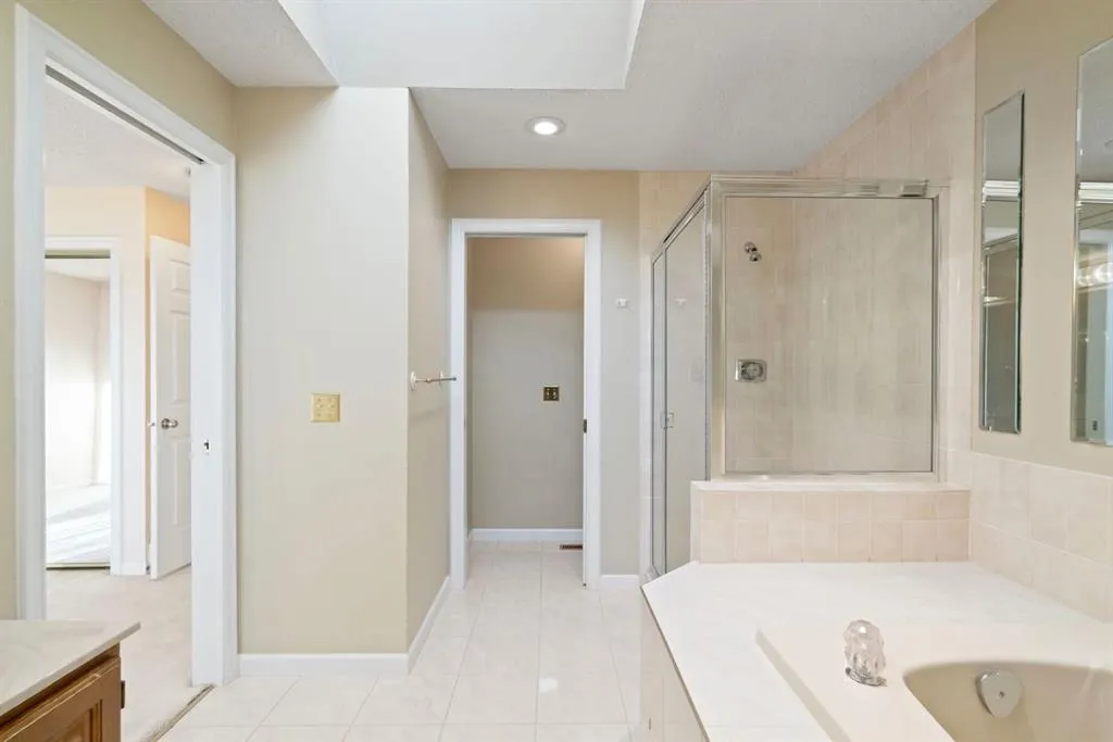 275 Woodridge Drive SW, #23