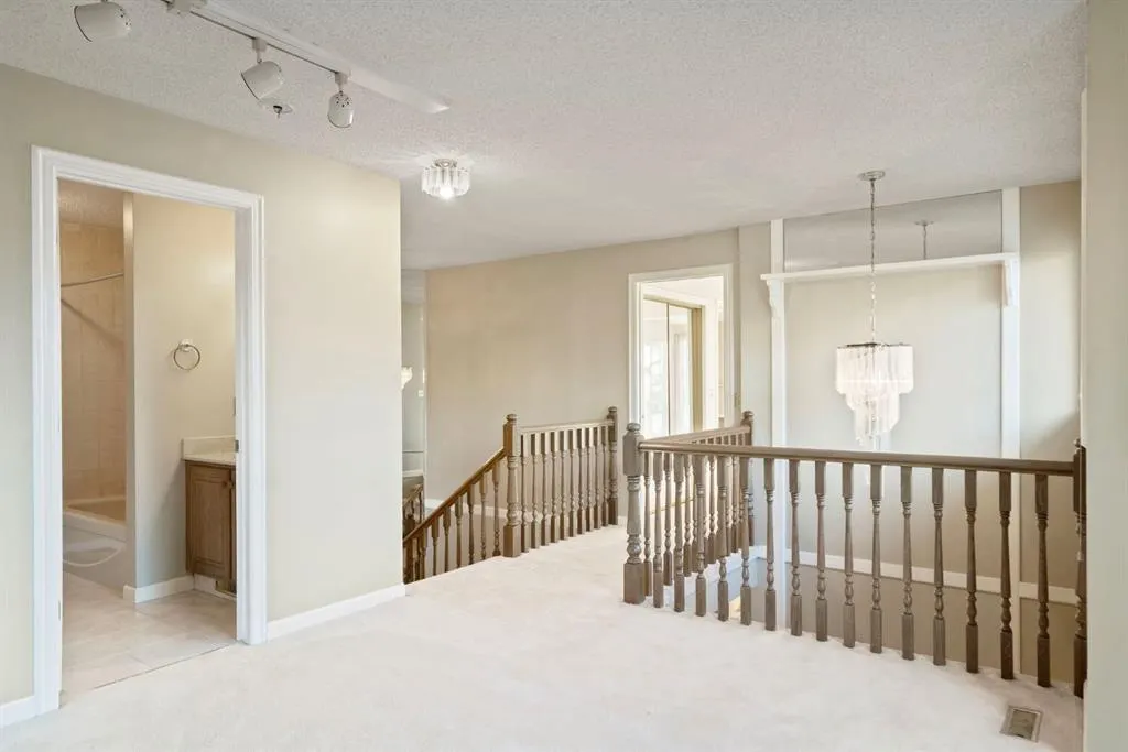 275 Woodridge Drive SW, #23