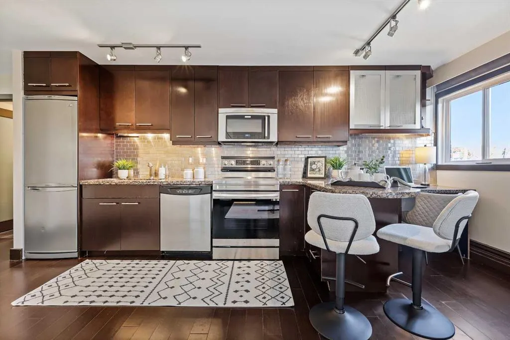 1709 19 Avenue SW, #302