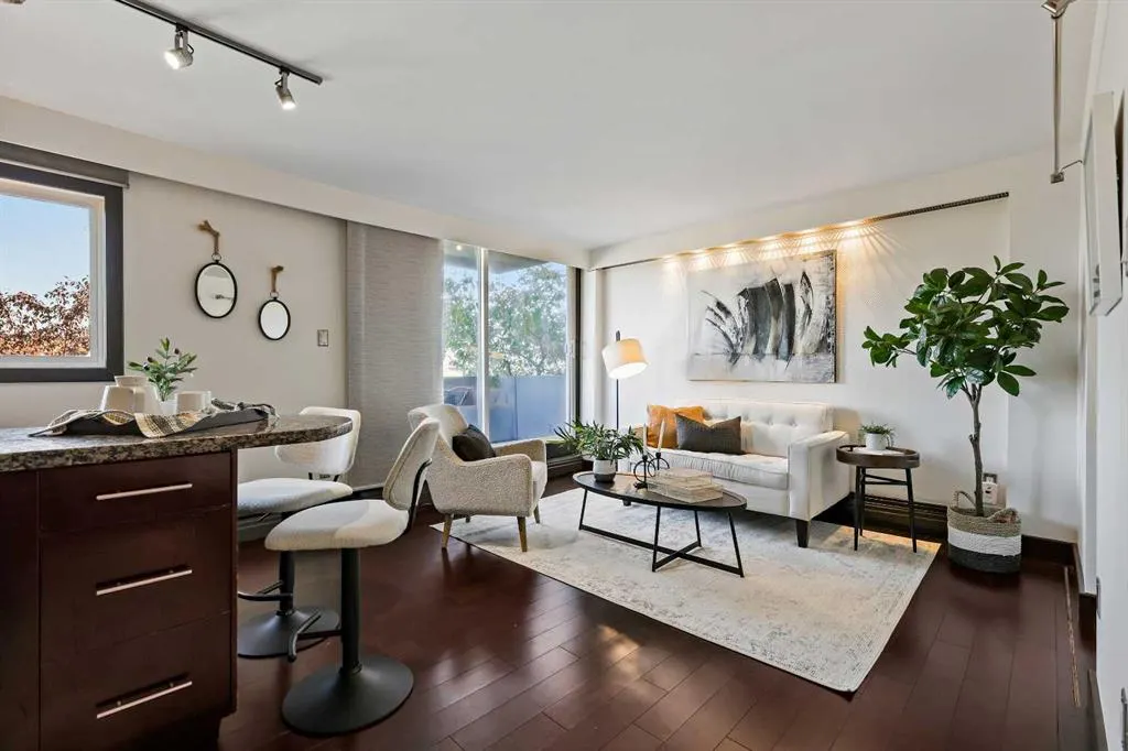 1709 19 Avenue SW, #302