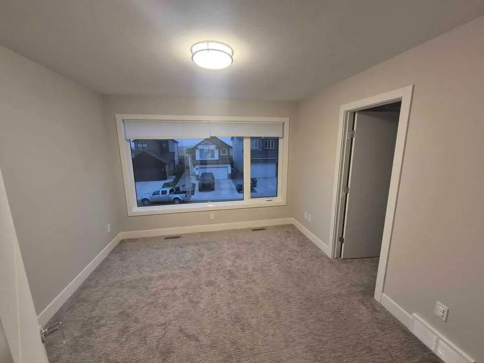 1155 Coalbrook Place W