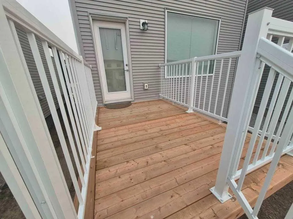 1155 Coalbrook Place W