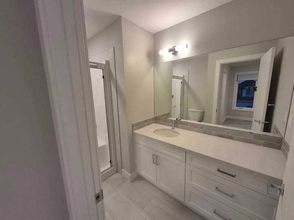 1155 Coalbrook Place W