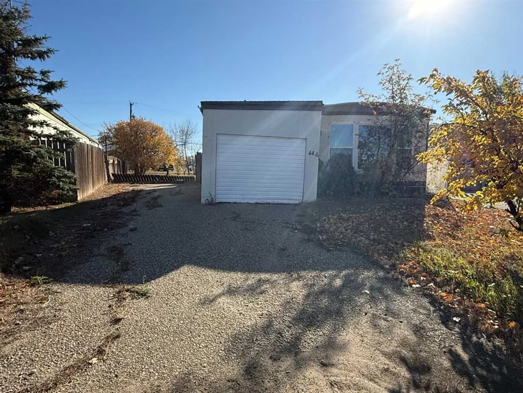 448 1st Street SW