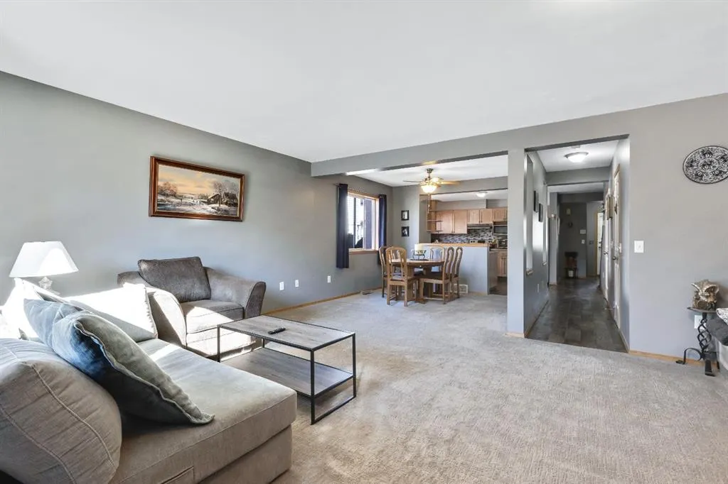 31A Green Meadow Crescent