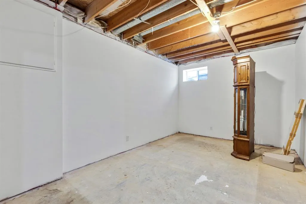 31A Green Meadow Crescent