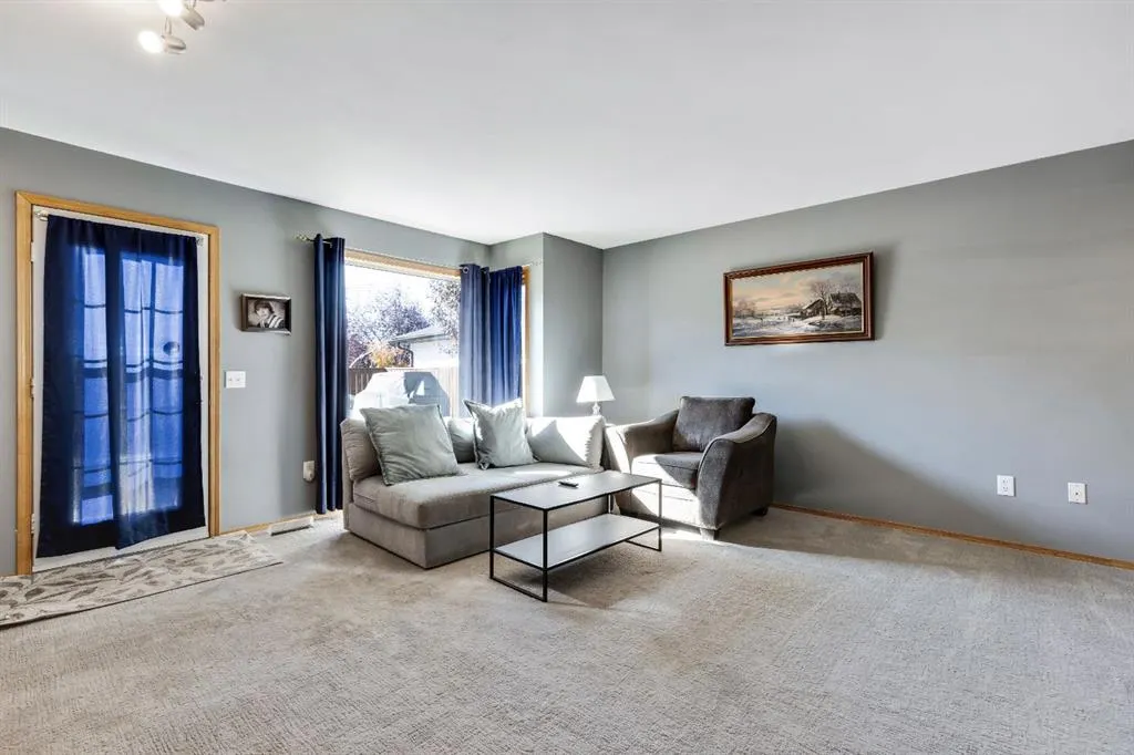 31A Green Meadow Crescent