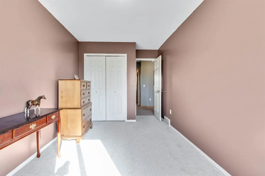 31A Green Meadow Crescent