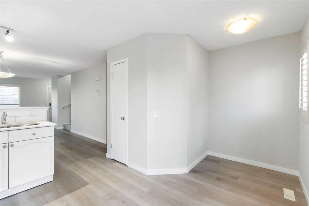 177 Tuscany Court NW