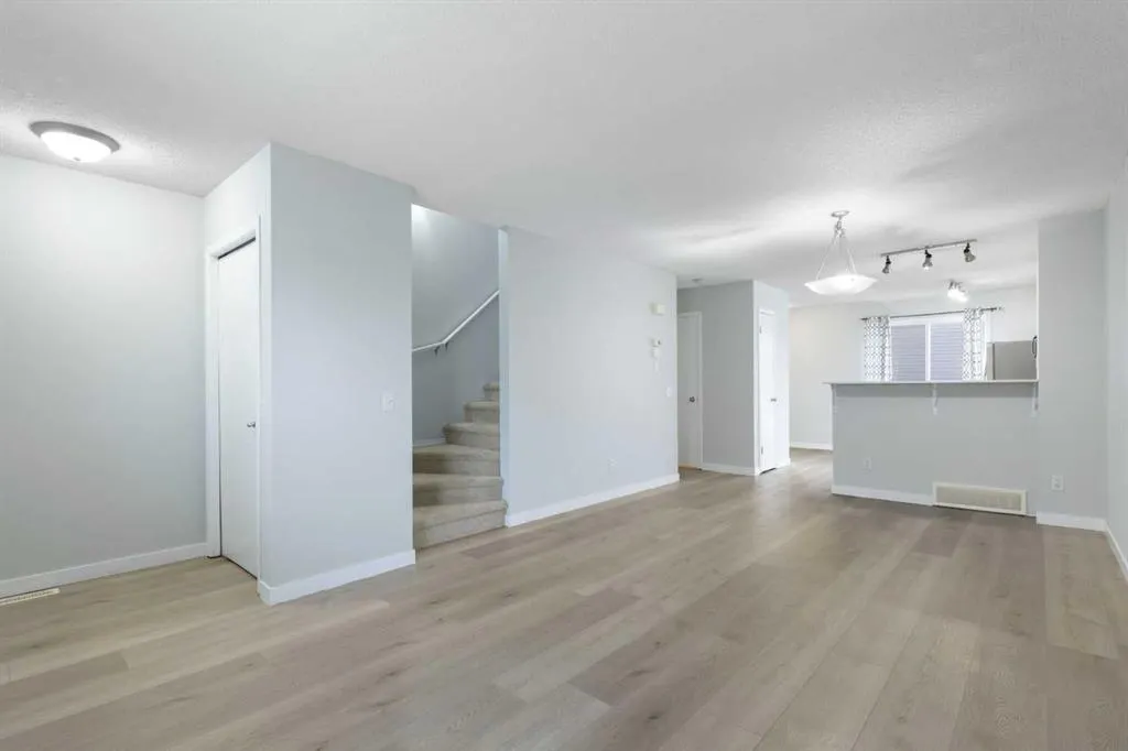 177 Tuscany Court NW
