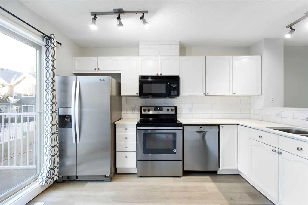 177 Tuscany Court NW