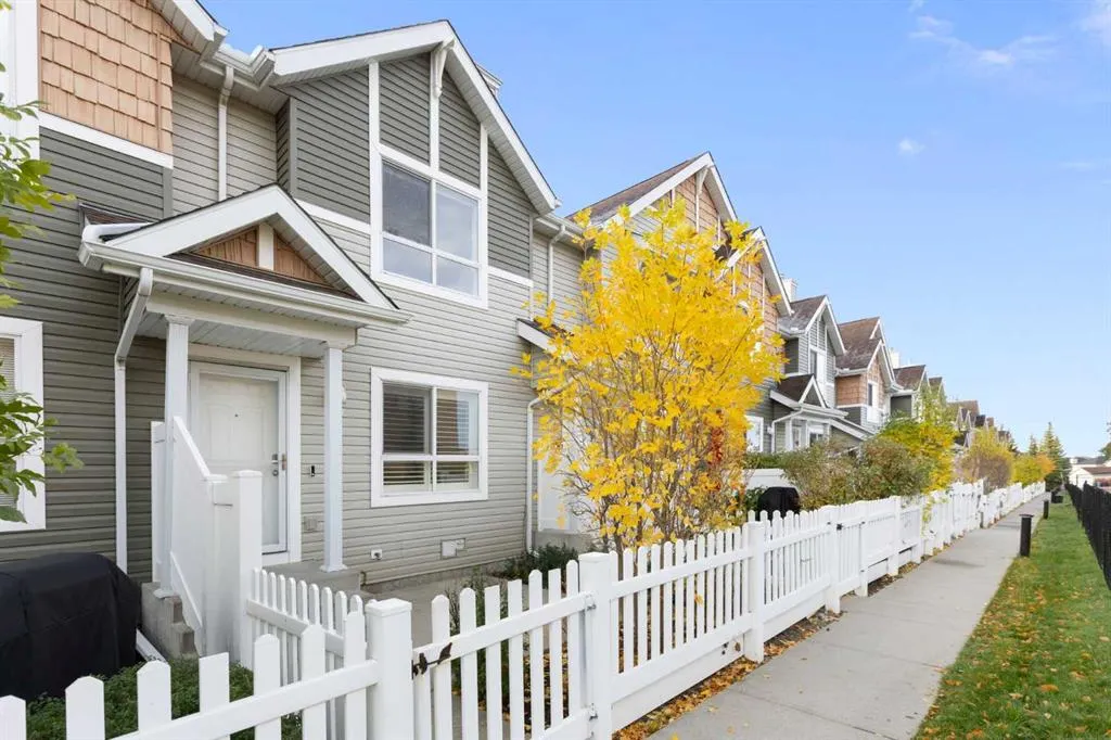 177 Tuscany Court NW
