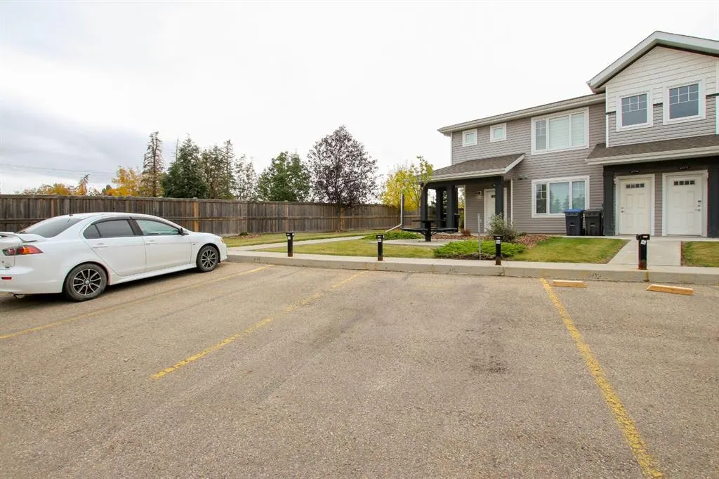 43 Reid Court, #102