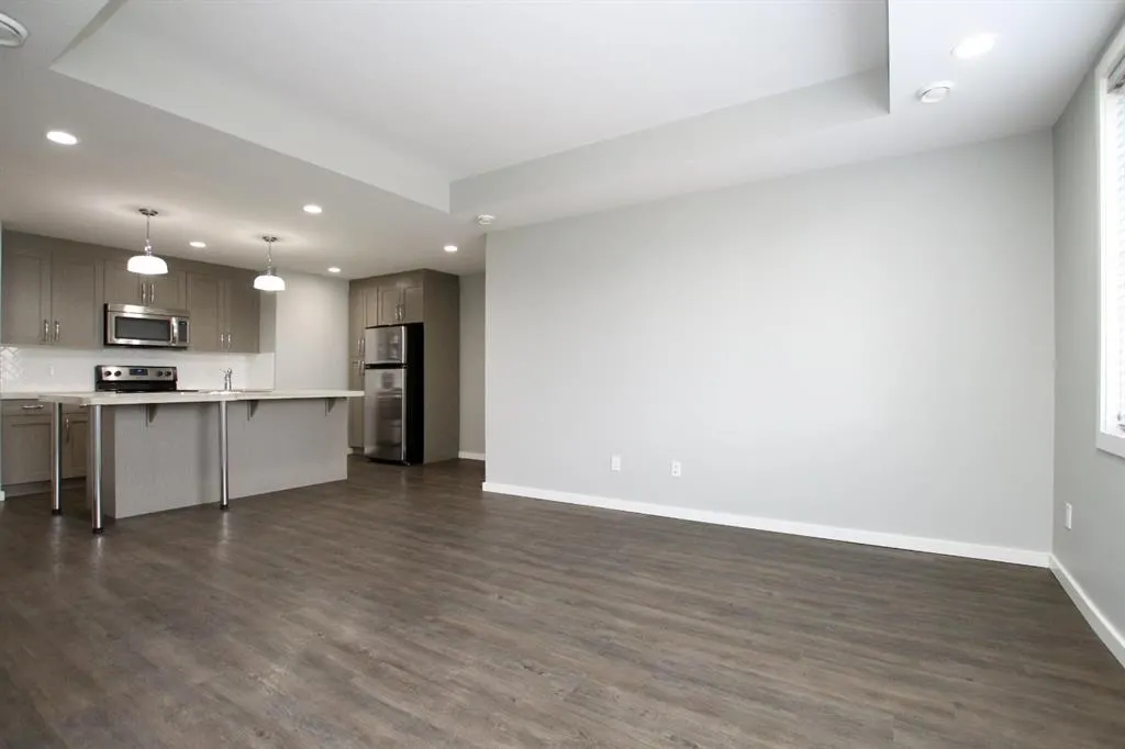 43 Reid Court, #102