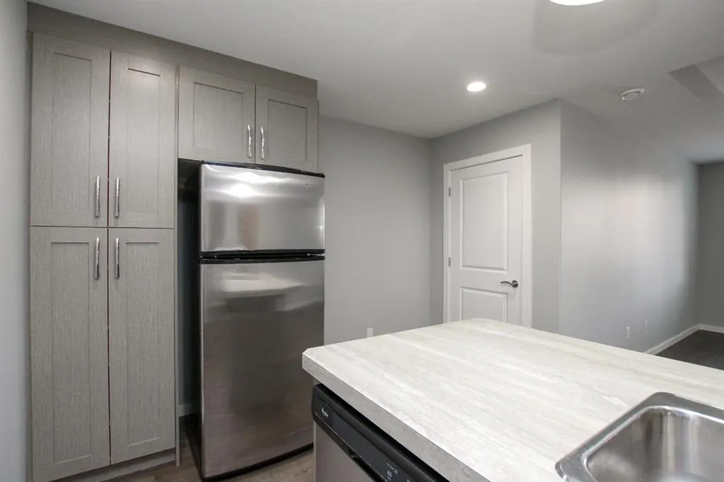 43 Reid Court, #102