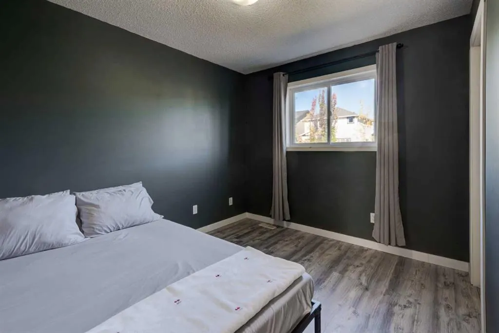 30 Everoak Gardens SW