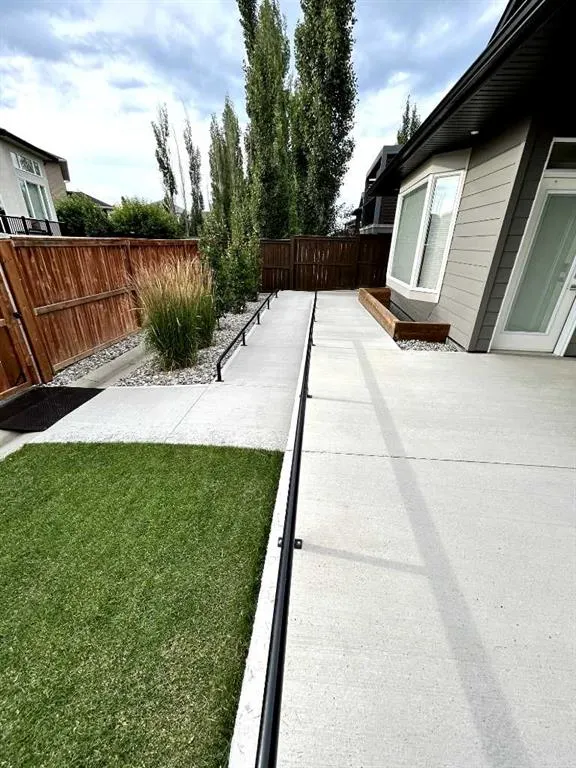 108 Gateway Mews S