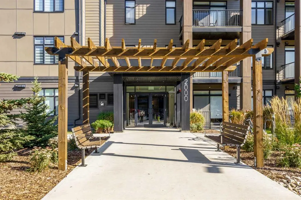200 Seton Circle SE, #2406