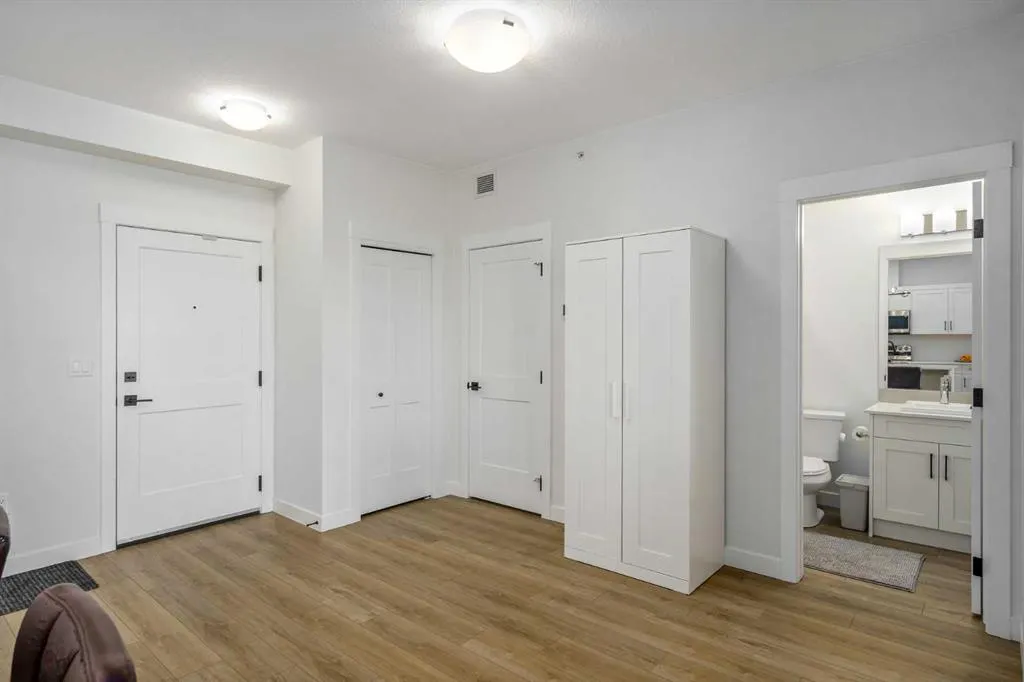 200 Seton Circle SE, #2406