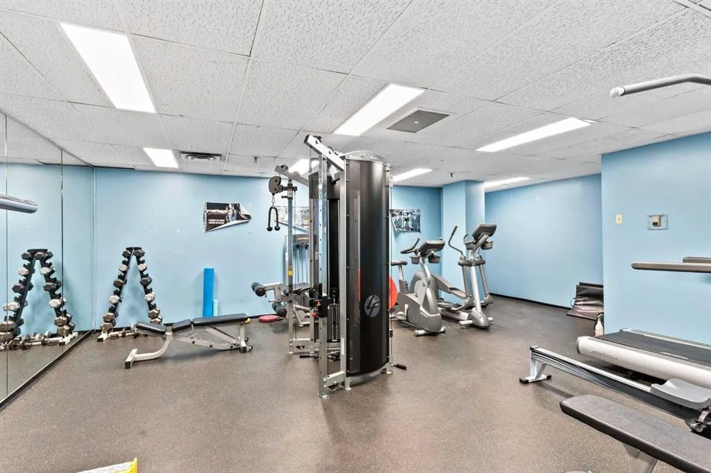 718 12 Avenue SW, #704