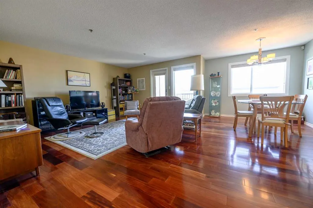 9919 99 Avenue, #209