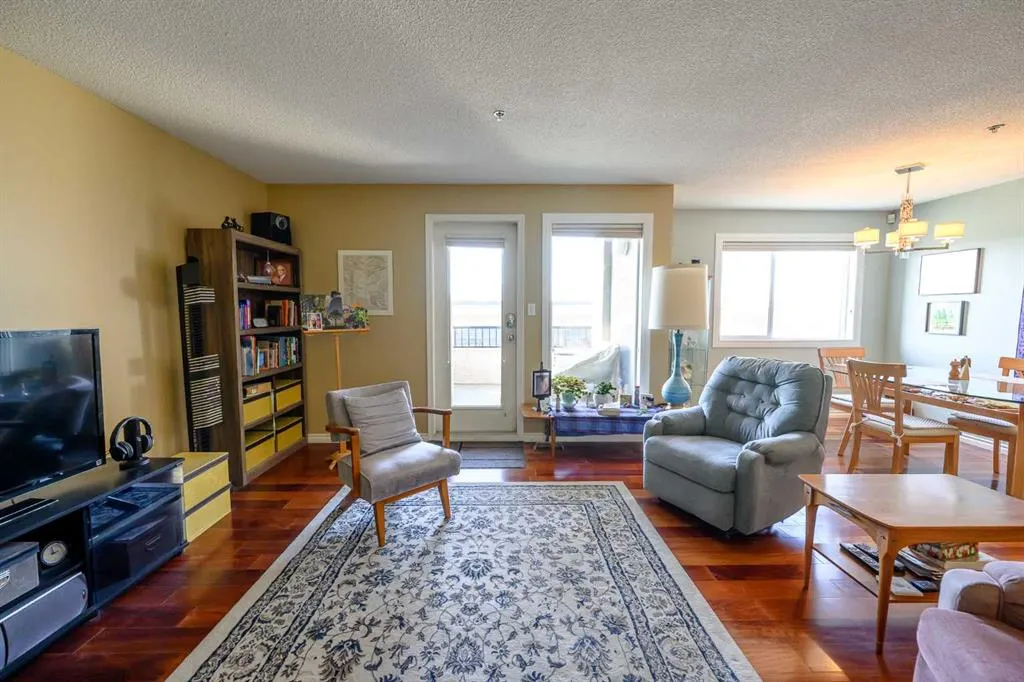 9919 99 Avenue, #209